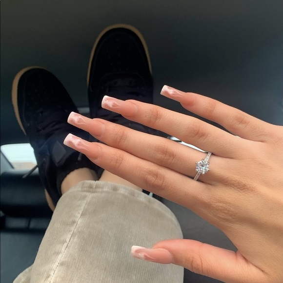 Halo ring - Sizes 6&8 - Picture 4 of 4